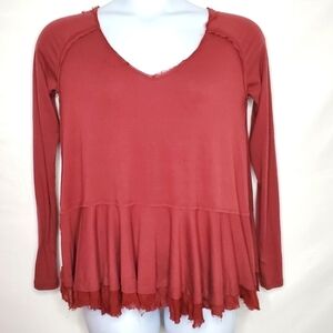 Free People Oversized Waffle Knit Top Size Small V-neck Frayed Ruffled Grunge